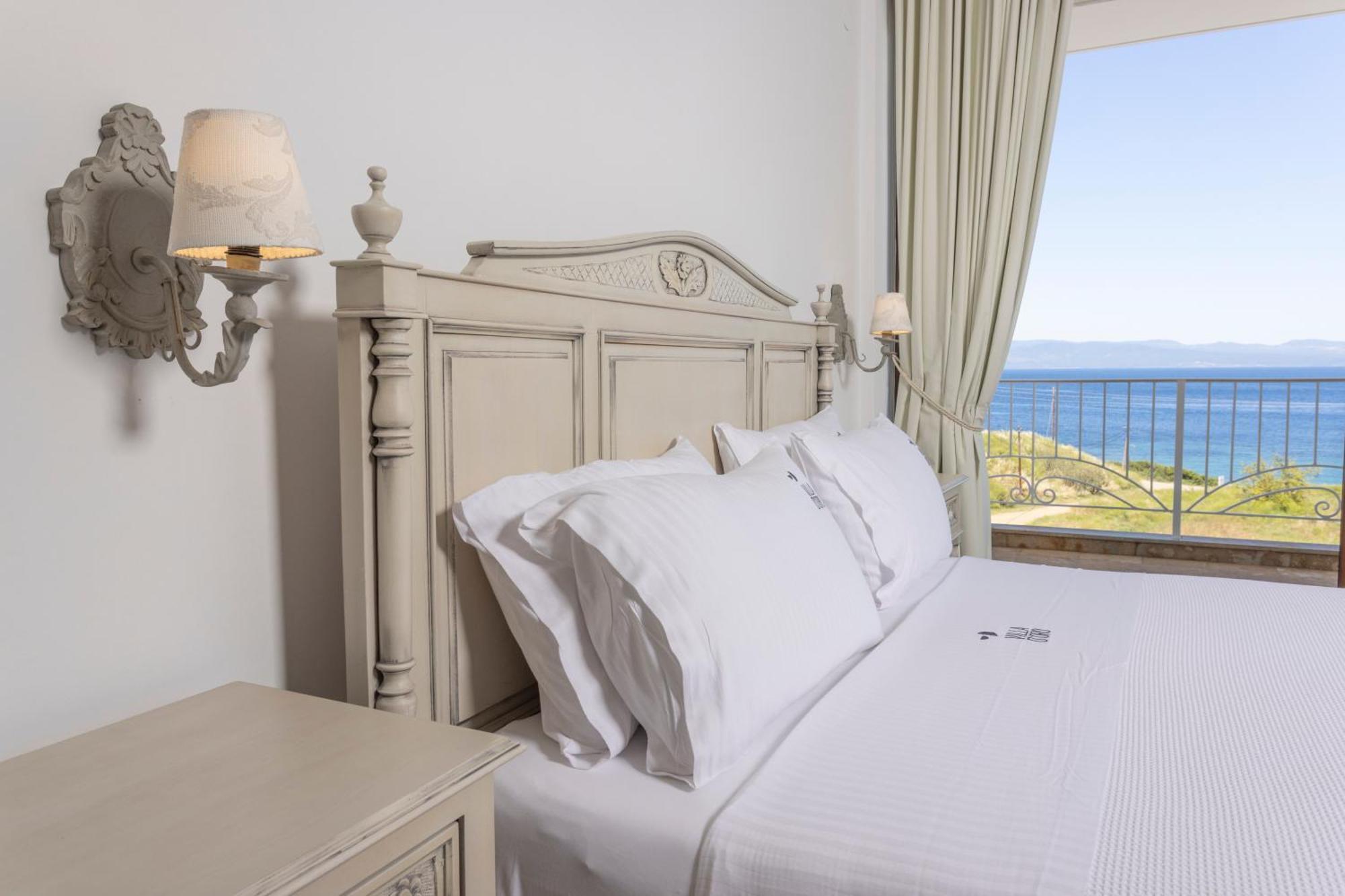 Villa D'Oro - Luxury Villas & Suites Paliouri Room photo